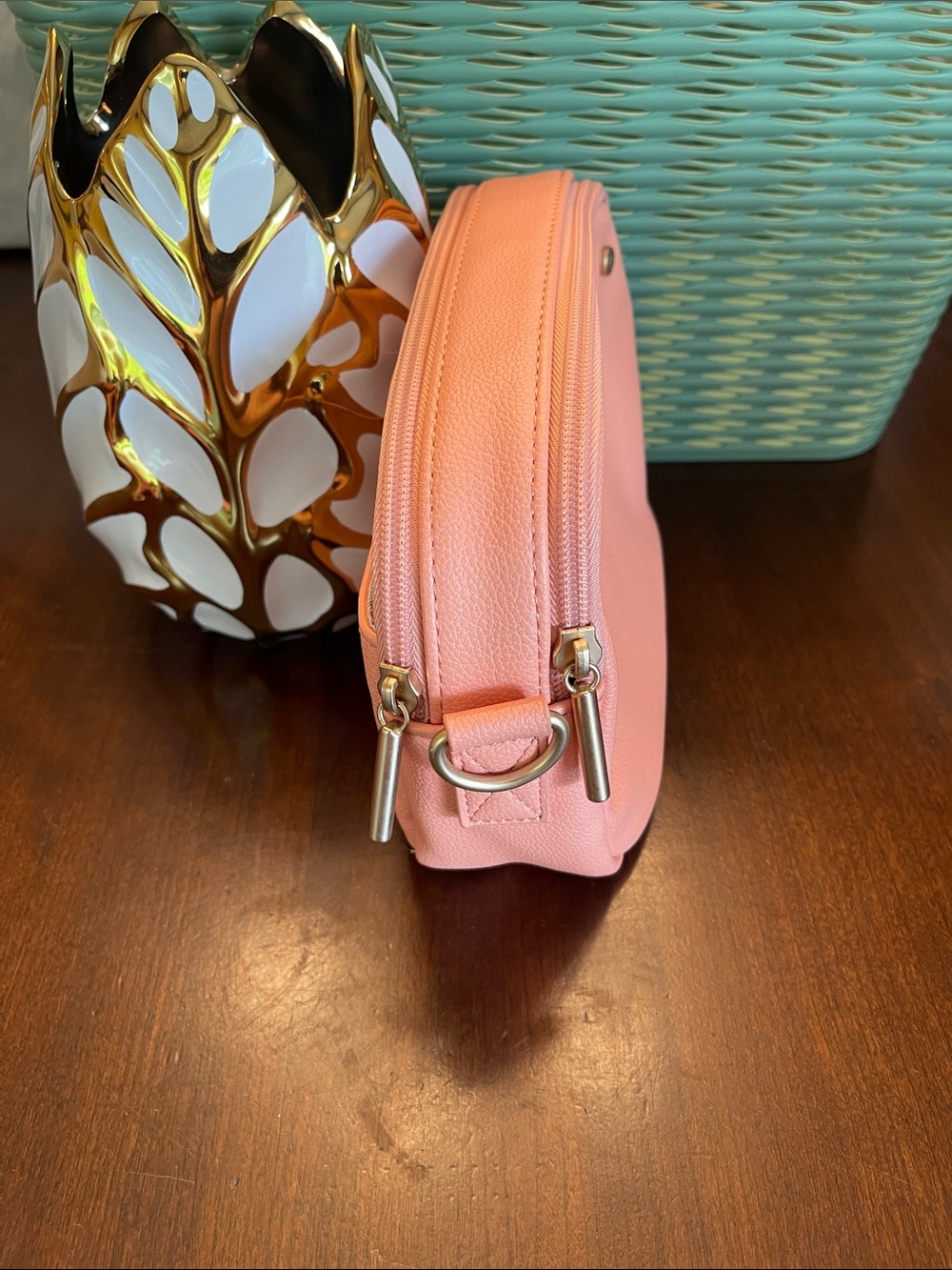 NWOT Thirty One Bags Double Zip Crossbody Bag, Coral Peach Smooth Pebble - Picture 7 of 8